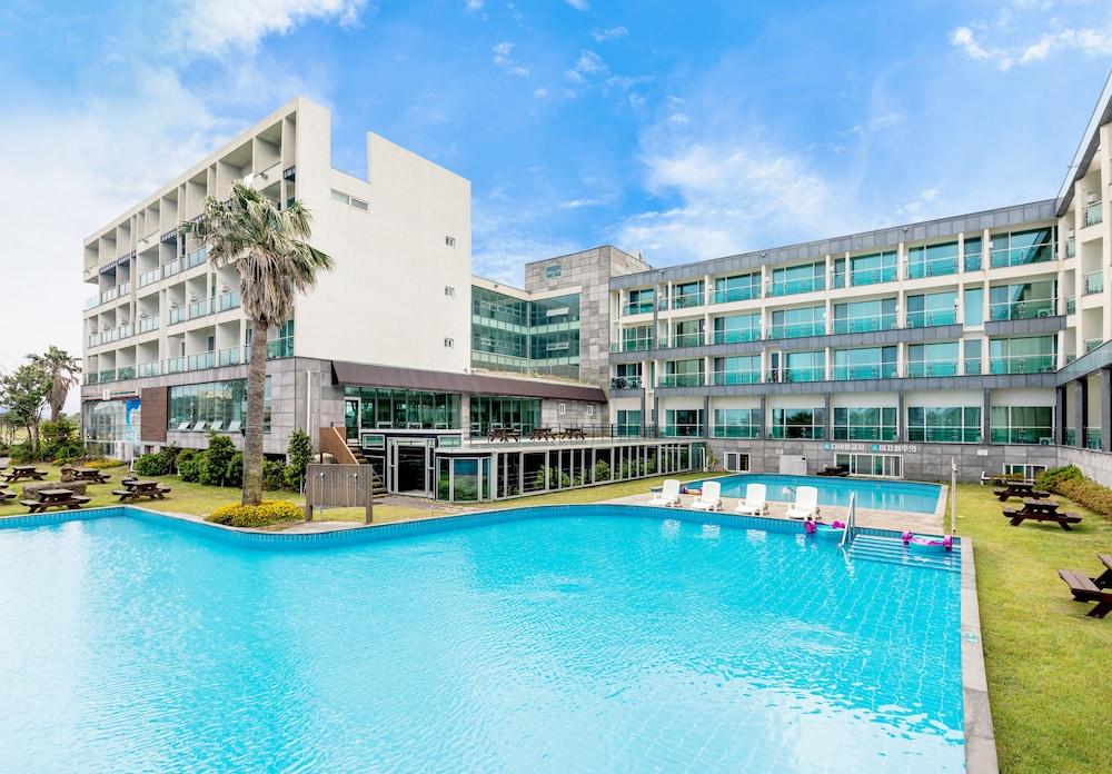 The Four Graces Resort Jeju Bagian luar foto
